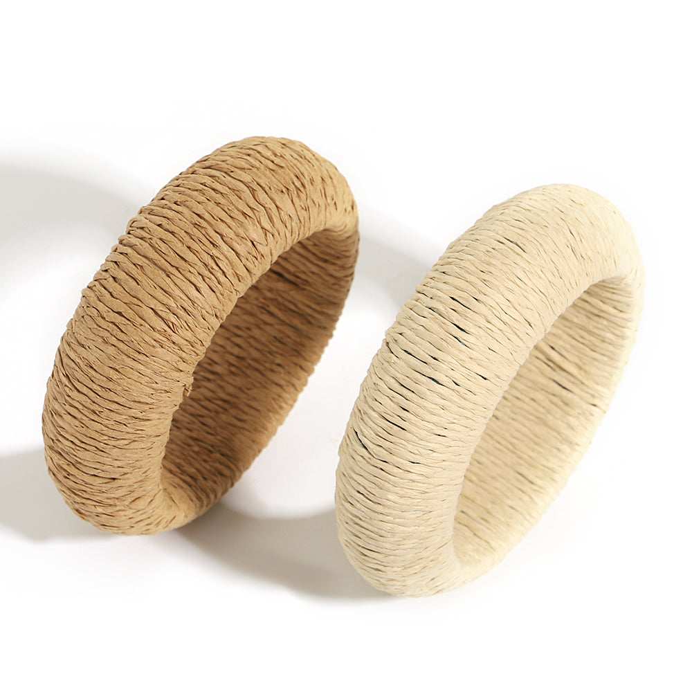 Woven Raffia Bangle Bracelet – Boho Stackable Straw Bangle in Neutral Tones