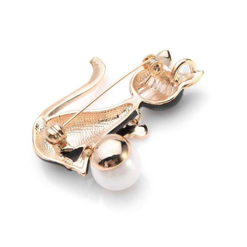 Cat Pearl Brooch Black Enamel 18K Gold Plated Lapel Pin Fashion Jewelry