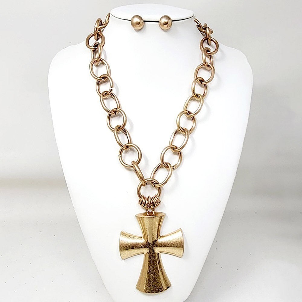 Chunky Cross Pendant Necklace Matte Metal Pointed Chain Statement Jewelry
