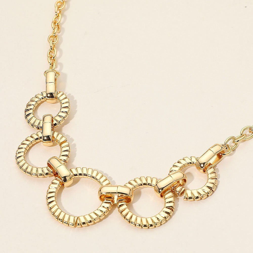 Textured Gold Tone Metal Ring Link Statement Necklace for Women Fashion Jewelry