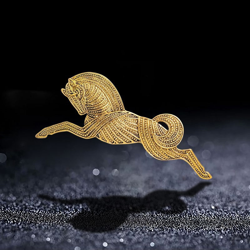 Vintage Style Galloping Horse Brooch Clear Rhinestone Crystal Gold Tone Pin