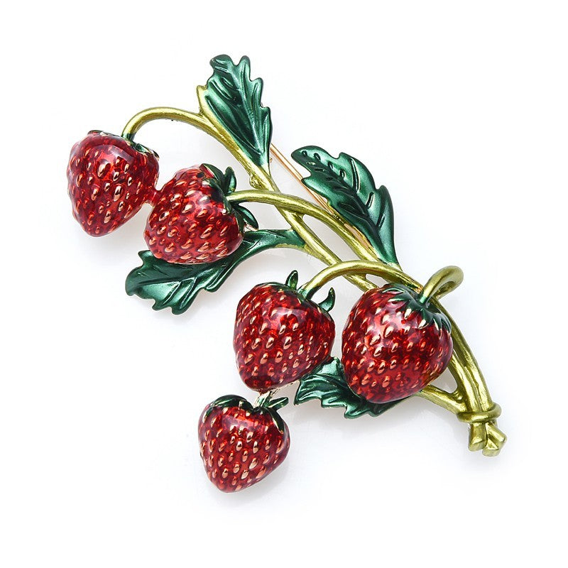 Red Strawberry Brooch Enamel Fruit Pin Women Fashion Jewelry Gift Accessories