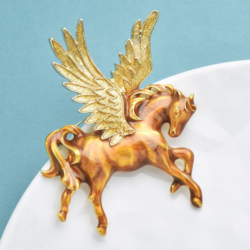 Golden Pegasus Brooch Enamel Flying Horse Animal Pin Statement Gift Fashion Jewe