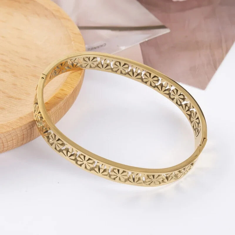 Gold Daisy Flower Open Bangle Bracelet Stainless Steel Waterproof Jewelry Women