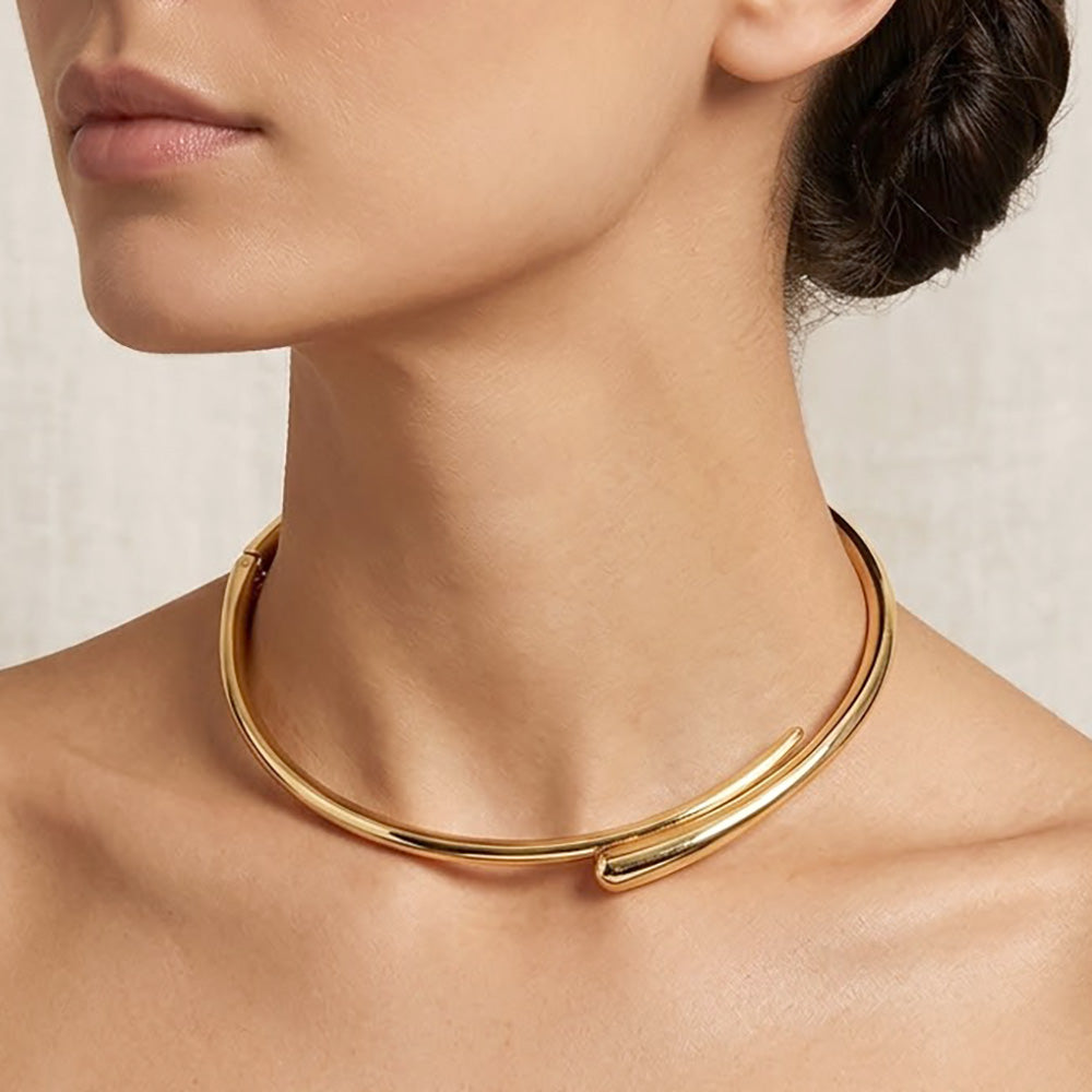 Minimalist Hinged Metal Choker Necklace – Sleek Modern Open Collar Statement Choker for Women