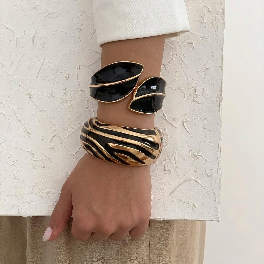 2PCS Black & Gold Enamel Statement Bracelet Set – Leaf Wrap Cuff & Zebra Stripe Bangle