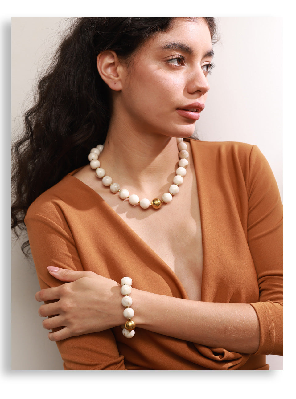 2pcs Resin Bead Necklace & Stretch Bracelet Set