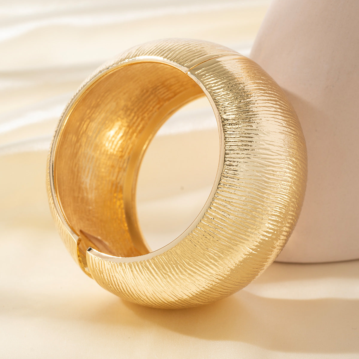Chunky Textured Hinged Bangle Bracelet Set Gold Tone Silver Tone Statement Cuff Stackable Metal Bracelets Women