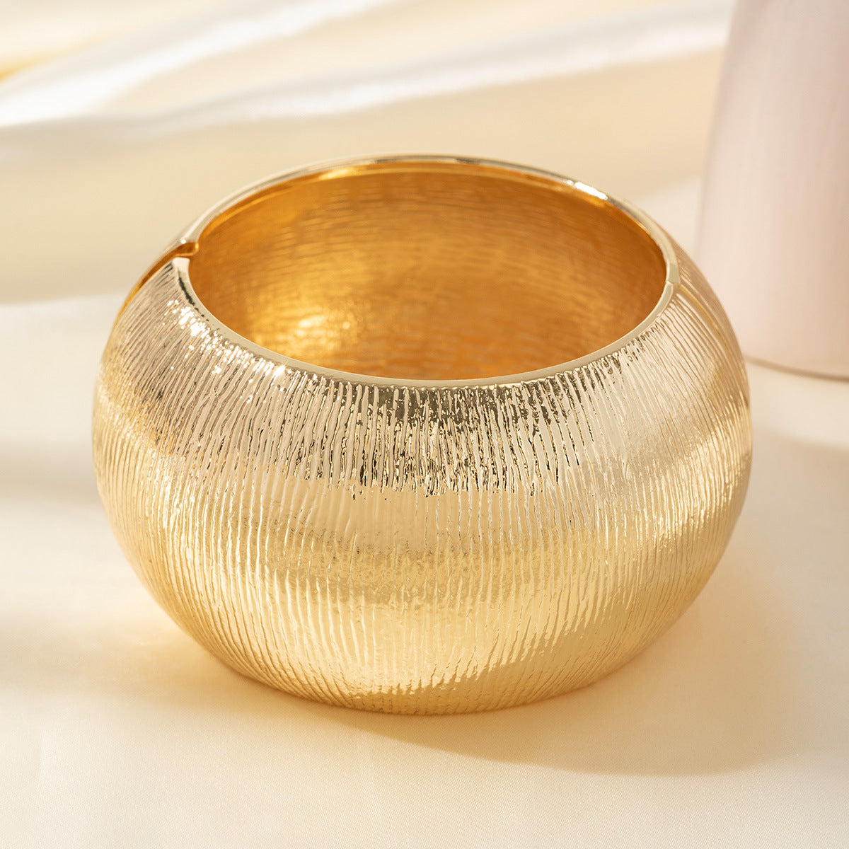 Chunky Textured Hinged Bangle Bracelet Set Gold Tone Silver Tone Statement Cuff Stackable Metal Bracelets Women