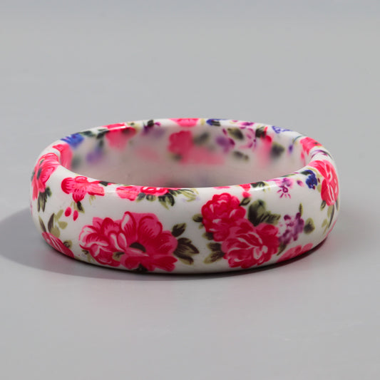 White Floral Resin Bangle Bracelet Garden Style 2.6 Inches Wide