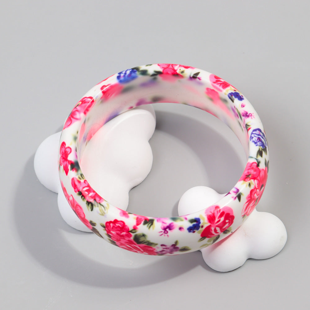 White Floral Resin Bangle Bracelet Garden Style 2.6 Inches Wide