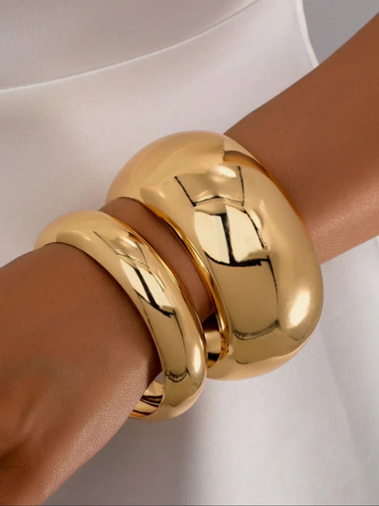 2pcs Gold Tone Chunky Stackable Bangle Bracelet Set Minimalist Trendy Statement