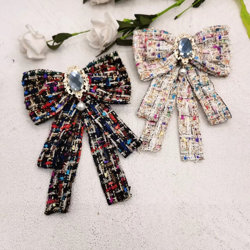 Oversized Tweed Bow Brooch Set with Faux Pearl Drops – Black & Cream, 2 Pieces