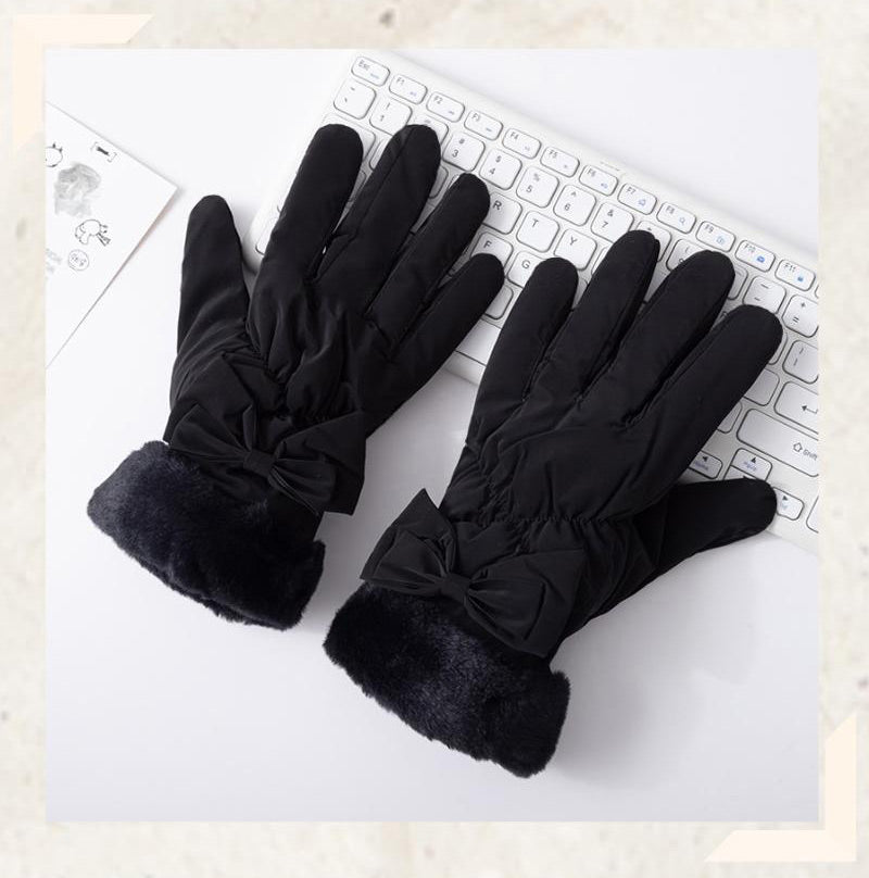 Women's Waterproof Winter Gloves with Faux Fur Cuff & Touchscreen Tips