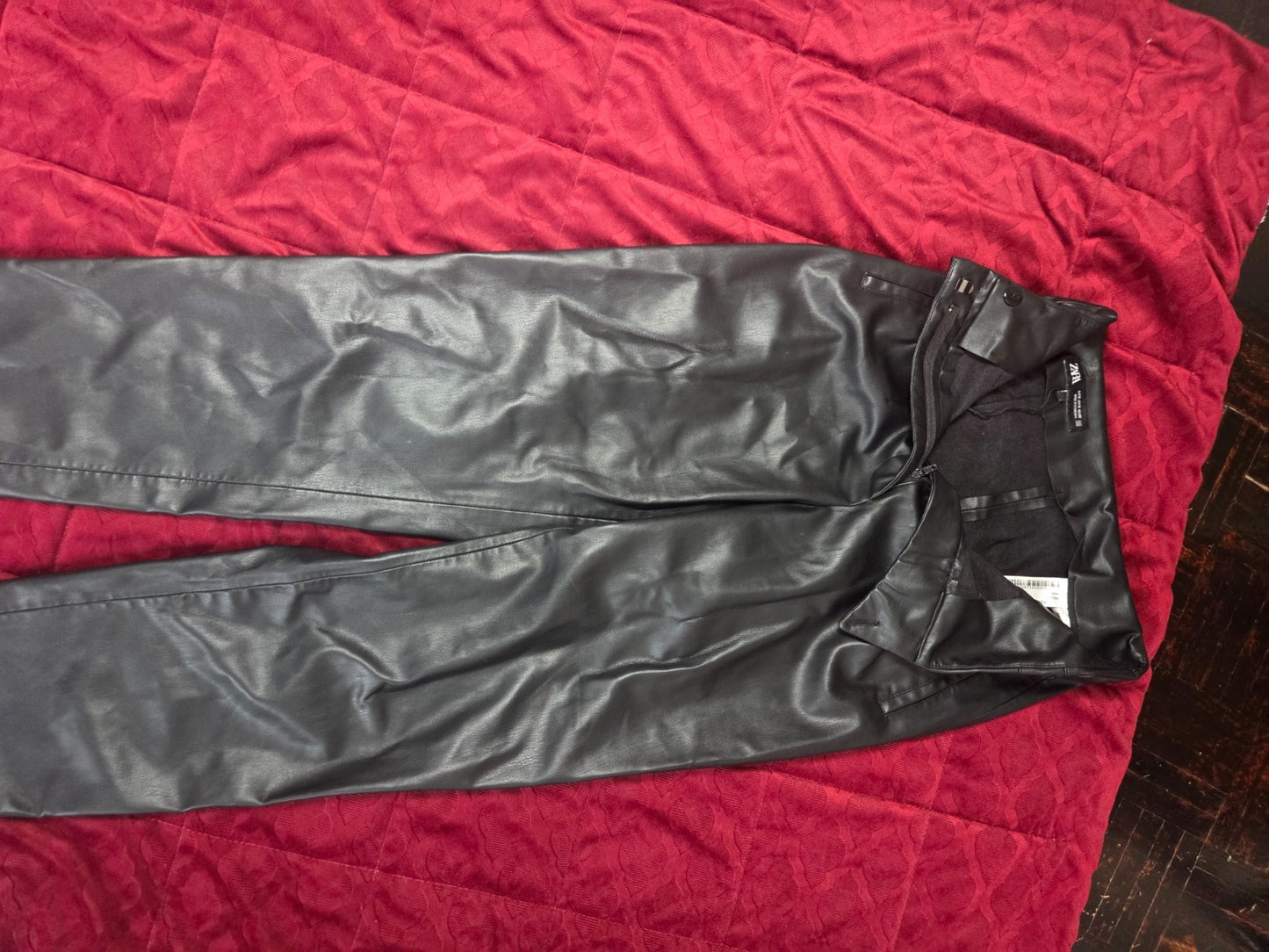 Women’s Faux Leather Pants Size Medium High Waist Straight Leg Black Trousers