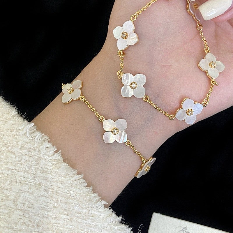 2PCS Gold Tone White MOP Clover Bracelet Set Dainty Lucky 5-Motif Gift