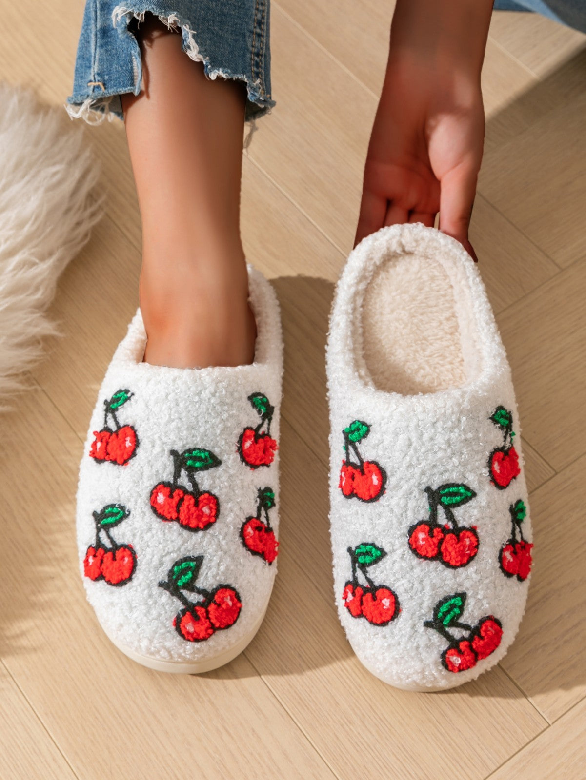 Warm Cherry House Slippers Women Sherpa Plush Fuzzy Non-Slip Indoor Home Shoes