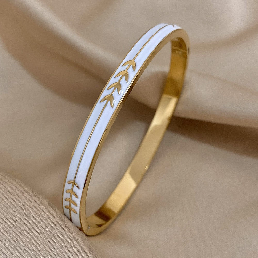 Arrow Print  Gold Tone Minimalist Stainless Steel Bracelet for Women Bangles
