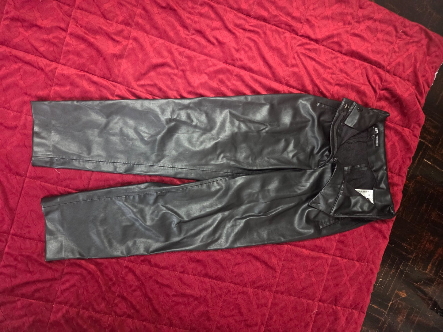 Women’s Faux Leather Pants Size Medium High Waist Straight Leg Black Trousers