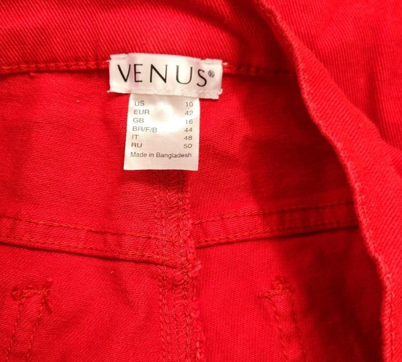 Venus Women's Red Capri Pants Size 10 Comfortable Cropped Bottoms for Ladies