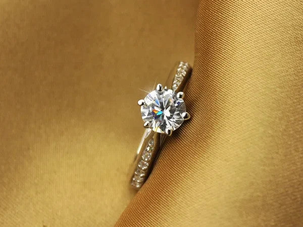 Women’s 925 Sterling Silver Engagement Ring Round Cut Lab Created Diamonds