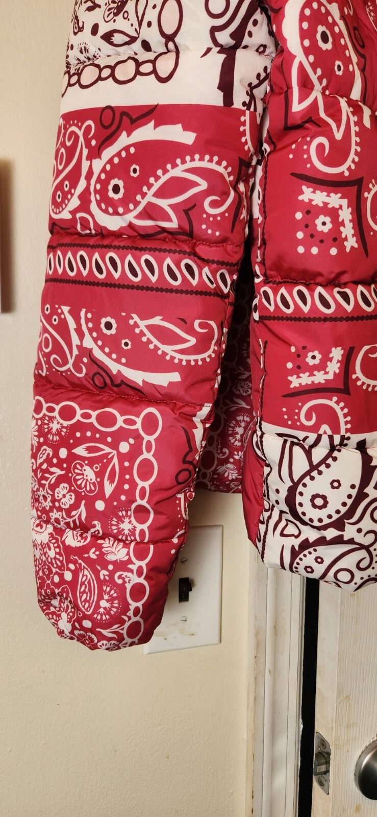 Women’s Paisley Bandana Puffer Jacket Lightweight Warm Stylish Winter Outerwear