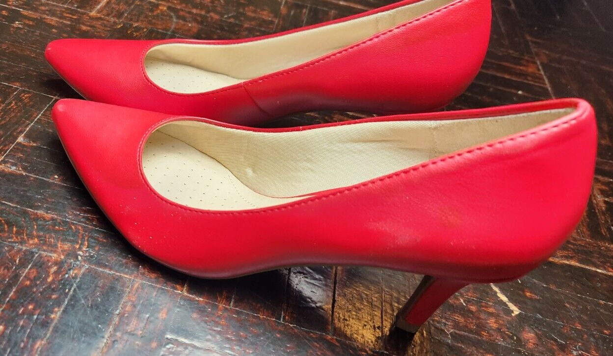 LifeStride Women's Sevyn Pump Heels Red US 6.5 Comfortable Office Wear Shoes