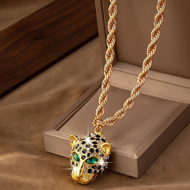 Leopard Head Crystal Pendant Twisted Rope Chain Necklace
