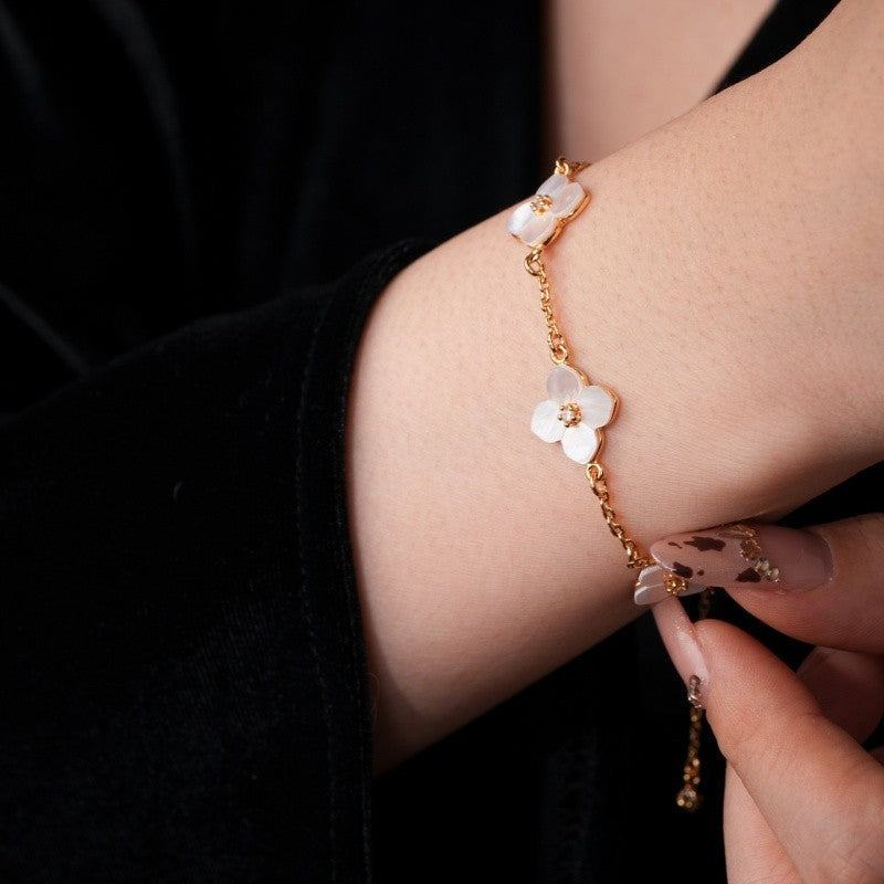 2PCS Gold Tone White MOP Clover Bracelet Set Dainty Lucky 5-Motif Gift
