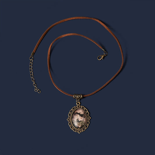 Women's Vintage Floral Rose Pendant Necklace Filigree Oval Frame