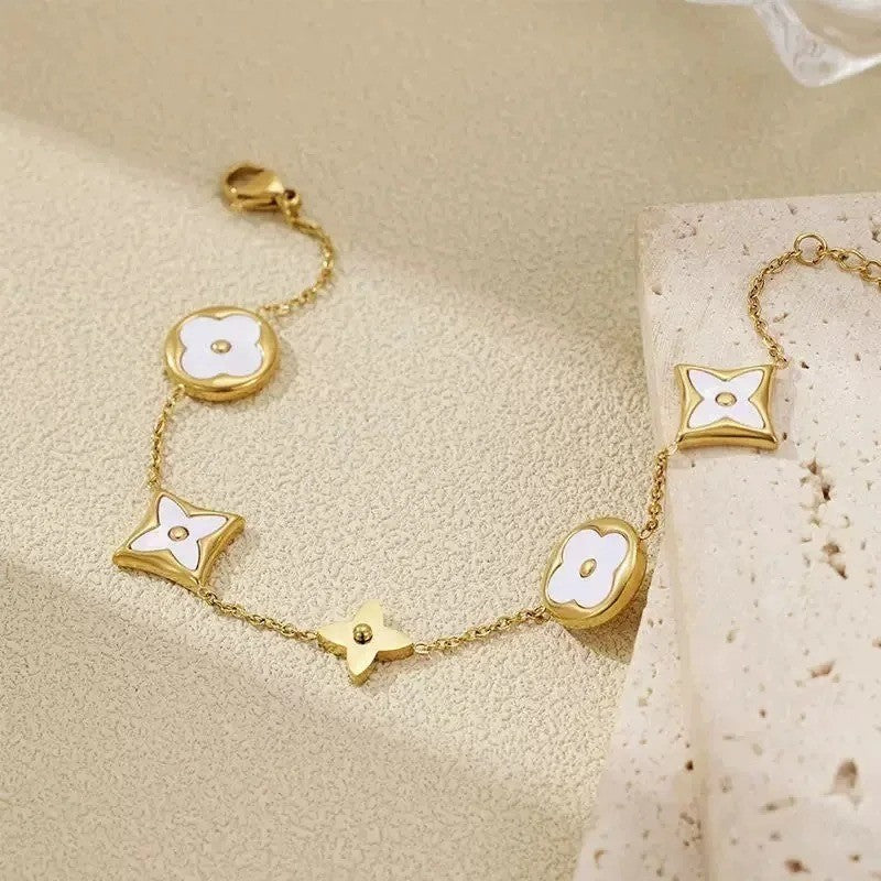 18K Gold Plated Stainless Steel Clover Star Charm Bracelet Mother of Pearl Adjus