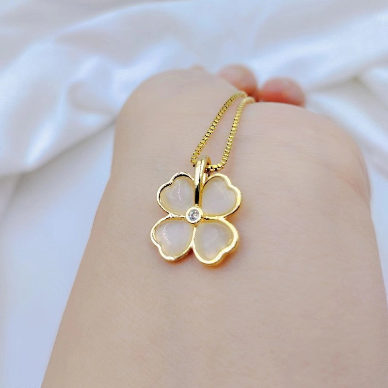 Gold Plated 4 Leaf Clover Mother of Pearl Pendant Necklace Charm Dainty Jewelry