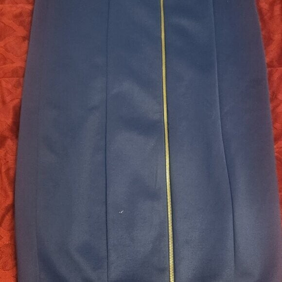 Chic Navy Pencil Skirt w/ Full-Length Back Zipper – Size M Office Skirt Outfit