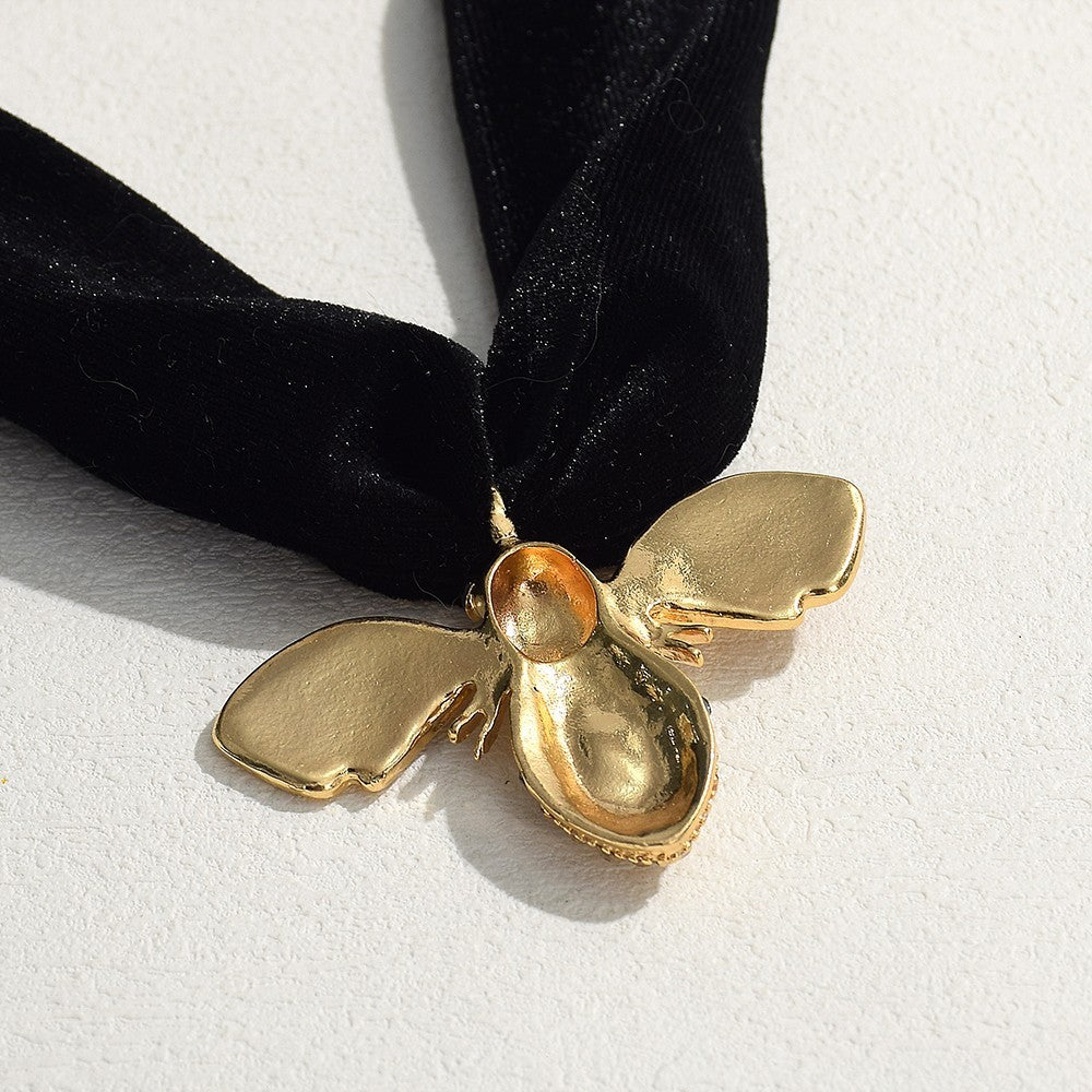Statement Black Velvet Choker Necklace Bumble Bee Pendant Gold Rhinestone Scarf