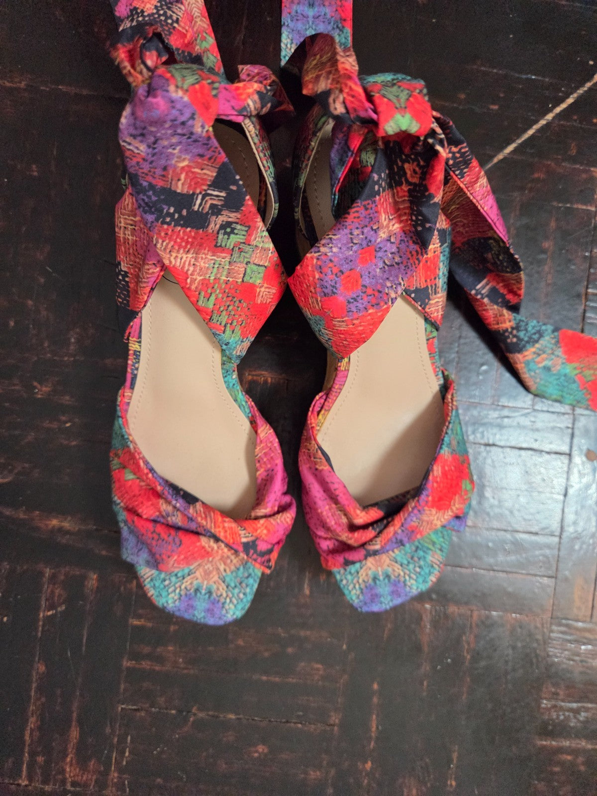 Oasis Multicolor Wedge Sandal Women’s Size 6.5 US Tie Up Strappy Fabric Heel