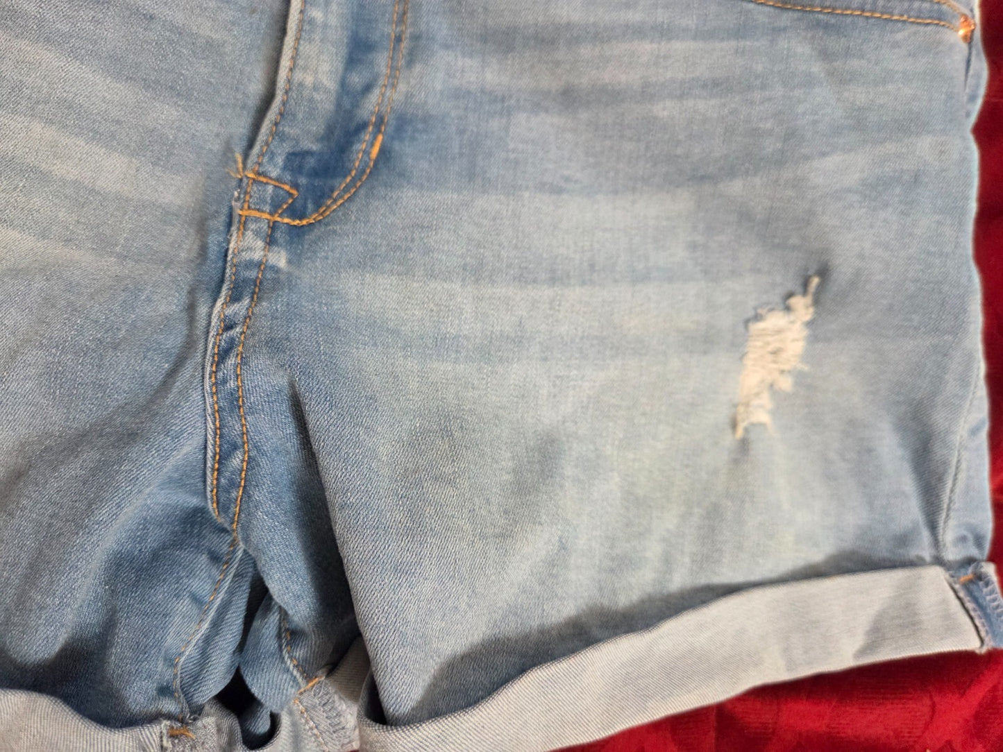 Women’s Distressed Denim Shorts Ripped Jean Cutoff Folded Hem Casual Bottoms M