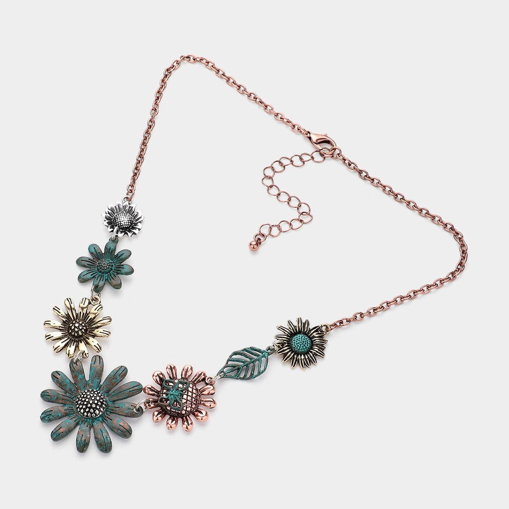 Antique Metal Sunflower Necklace for Women Vintage-Inspired Jewelry