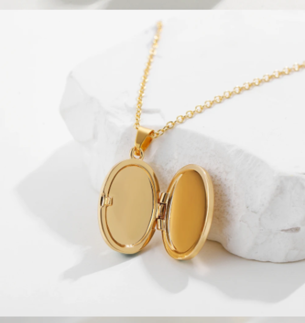 Vintage Gold Sun Locket Necklace for Women Stainless Steel Celestial Pendant