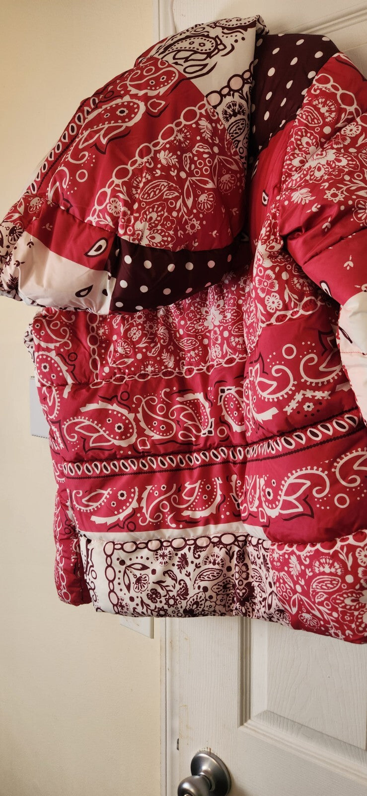 Women’s Paisley Bandana Puffer Jacket Lightweight Warm Stylish Winter Outerwear