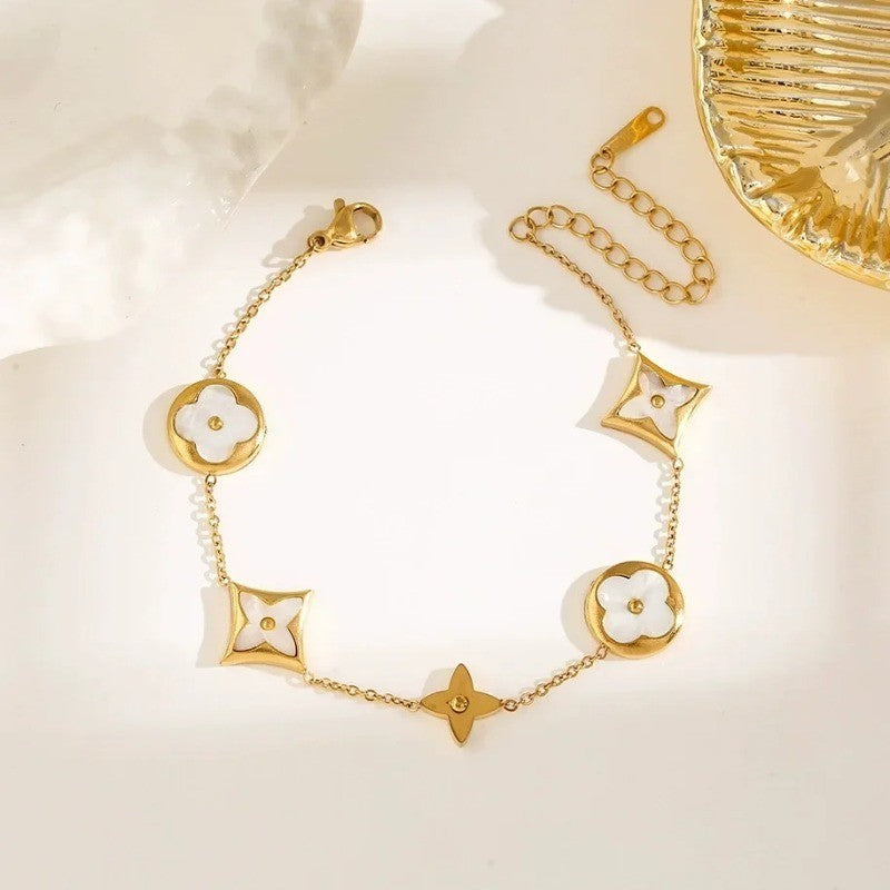 18K Gold Plated Stainless Steel Clover Star Charm Bracelet Mother of Pearl Adjus