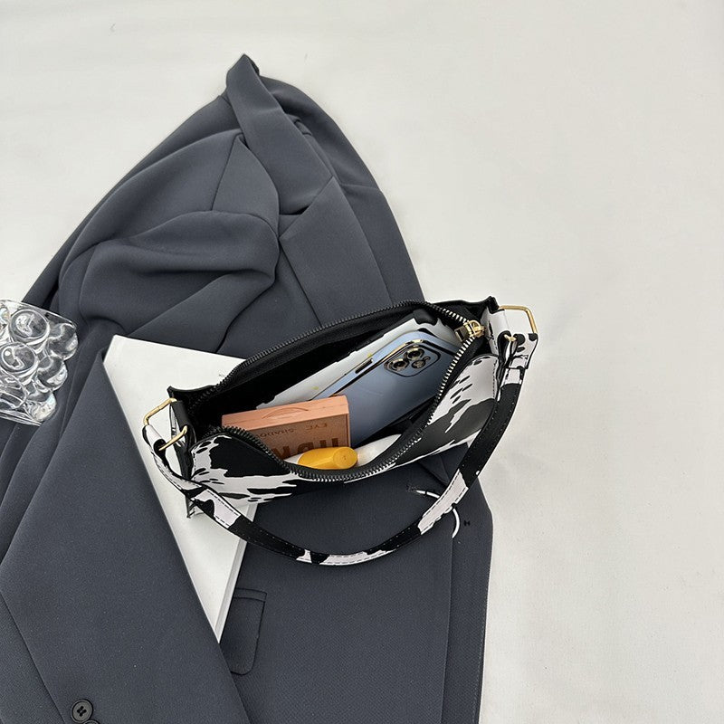 Small Leopard Print Baguette Handbag Women’s Faux Fur Animal Print Shoulder Bag