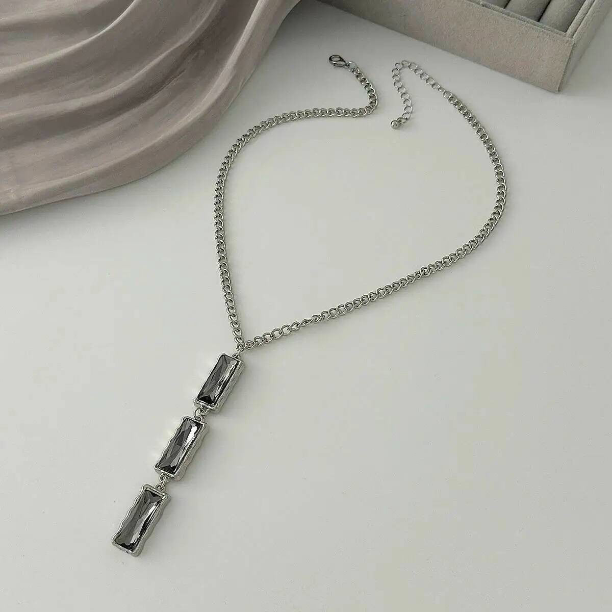 3 Stone Grey Crystal Drop Necklace Silver Curb Chain Rectangle Pendant Y-Shape