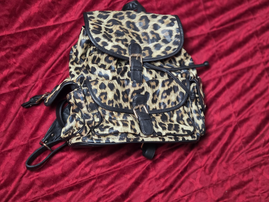 Animal Print Drawstring Backpack for Women with Multiple Interior Pockets Travel