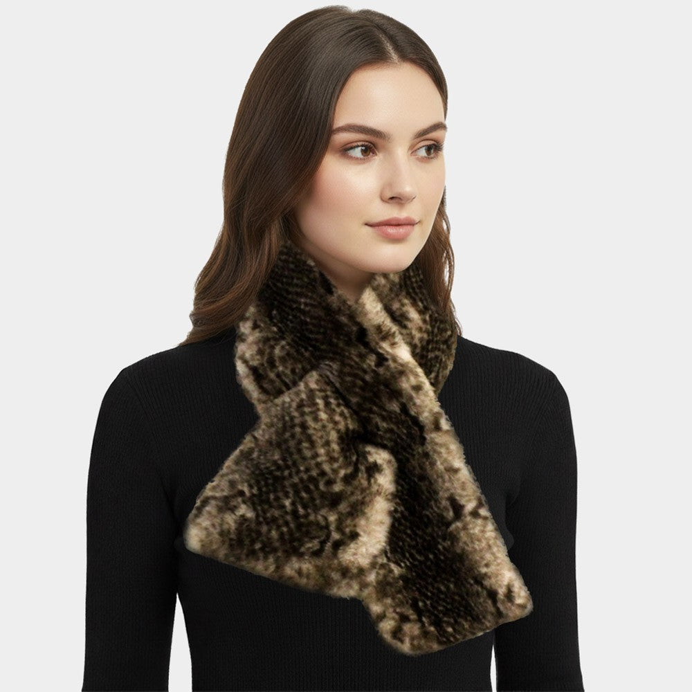 Womens Snake Skin Patterned Faux Fur Pull Through Scarf Beige 5" x 39.5"