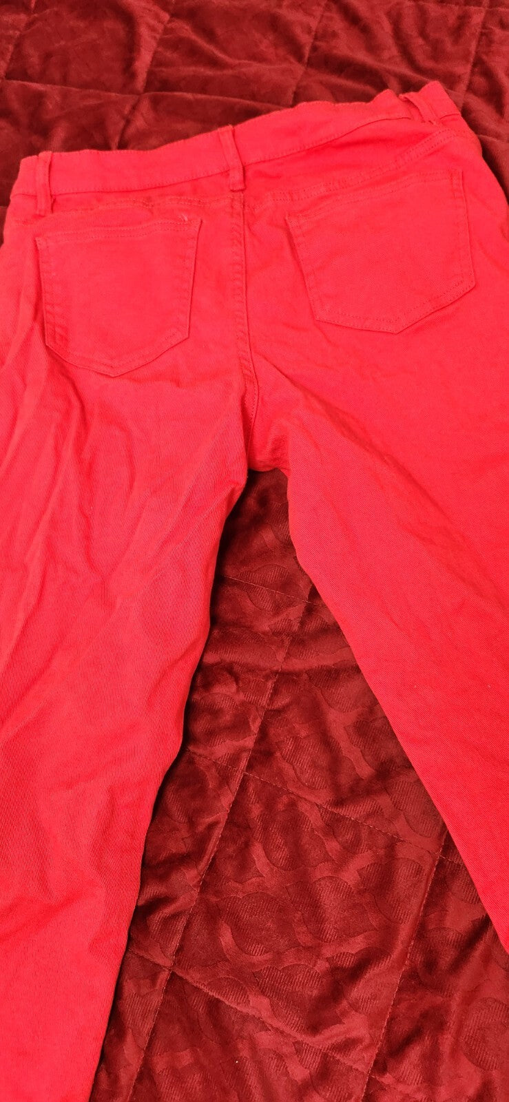 Venus Women's Red Capri Pants Size 10 Comfortable Cropped Bottoms for Ladies