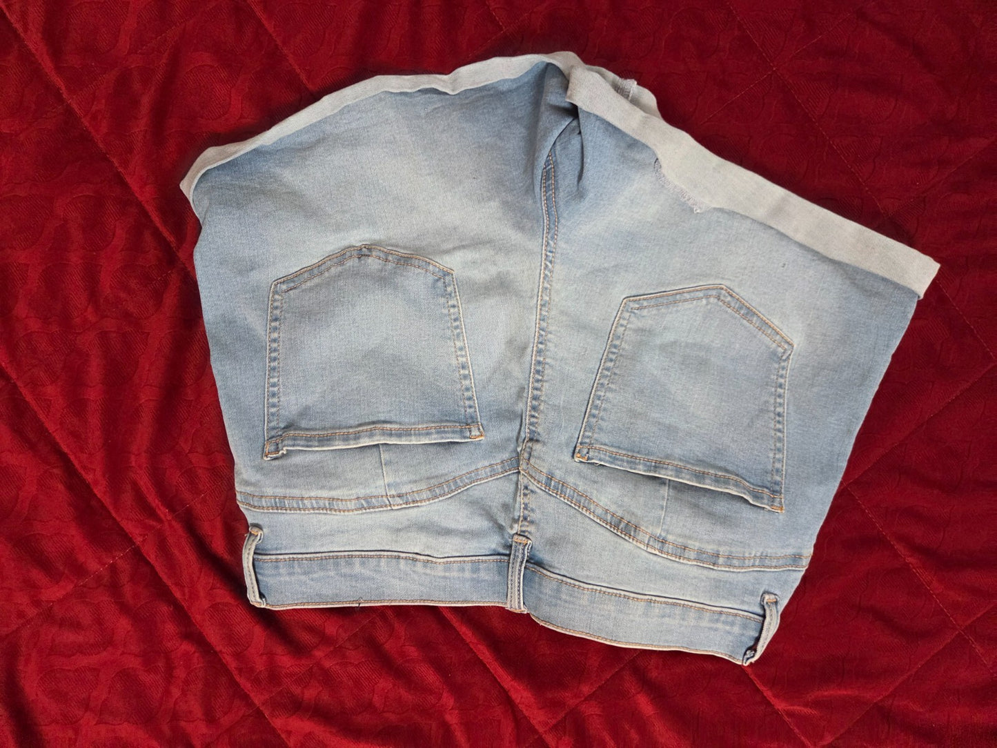 Women’s Distressed Denim Shorts Ripped Jean Cutoff Folded Hem Casual Bottoms M