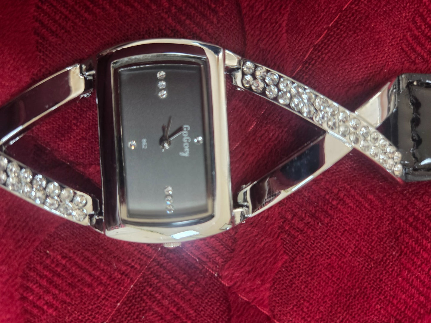 GoGoey Women's Rectangular Dress Watch Crystal X Band Black Faux Leather Strap