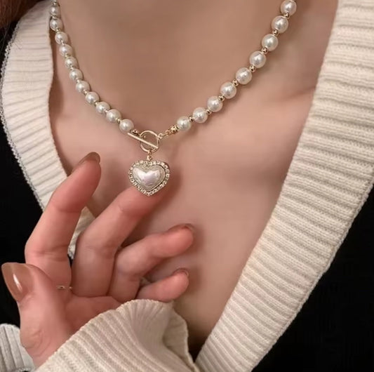 White Pearl Choker Necklace Heart Pendant Gold  Clasp Romantic Bridal Jewelry