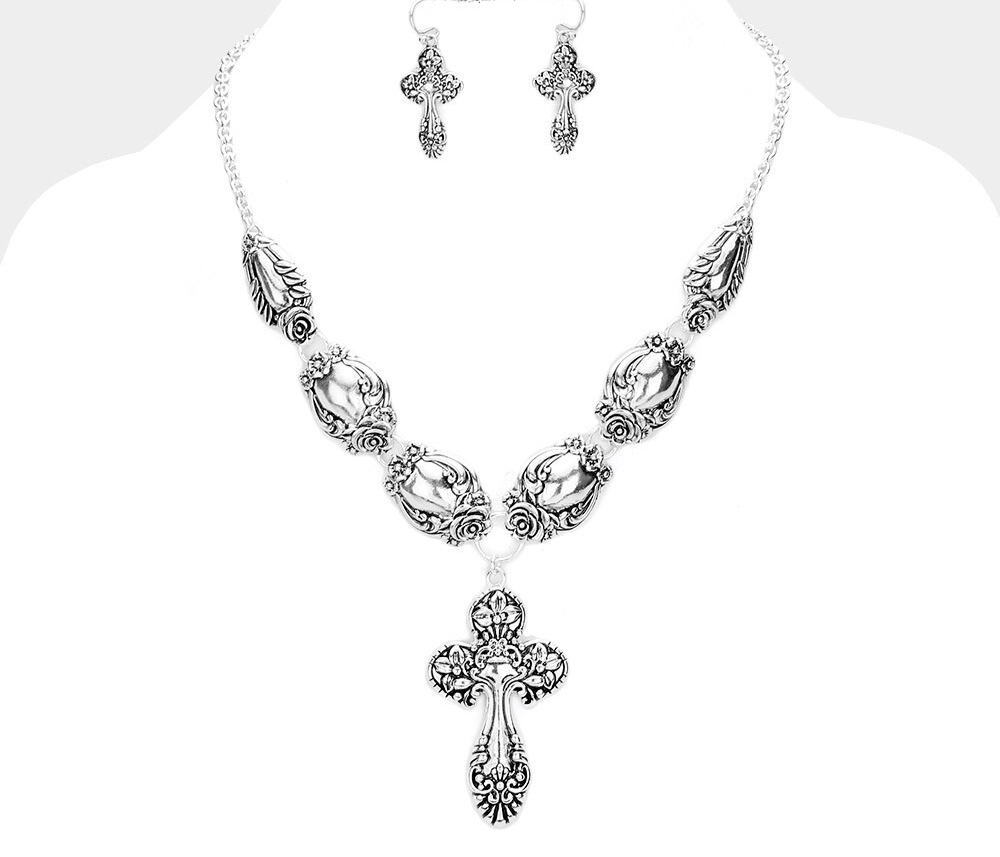 Antique Silver Cross Pendant Necklace for Women Men Vintage Religious Jewelry