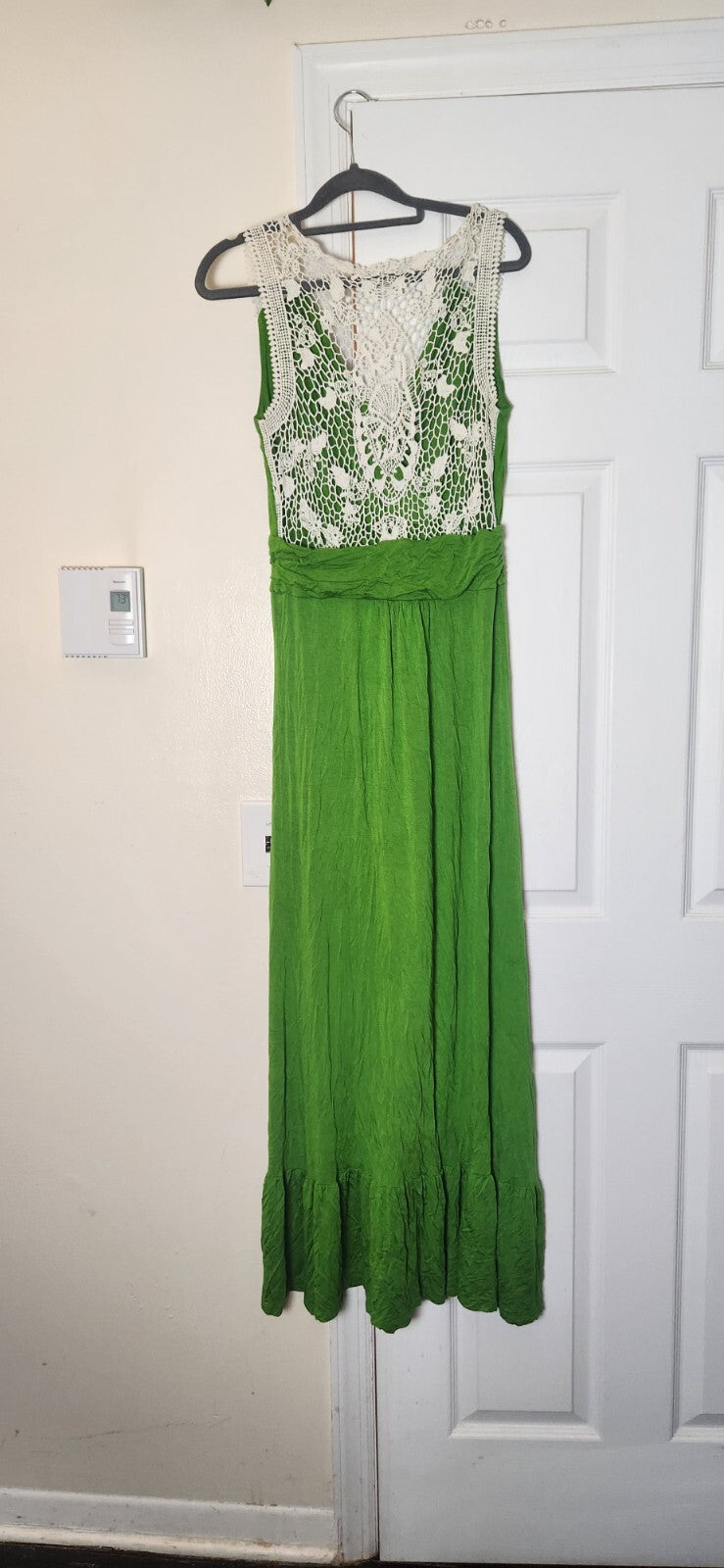 A.N.A Clothing Womens Maxi Dress Green  Sleeveless Dresses Crotchet Back Small
